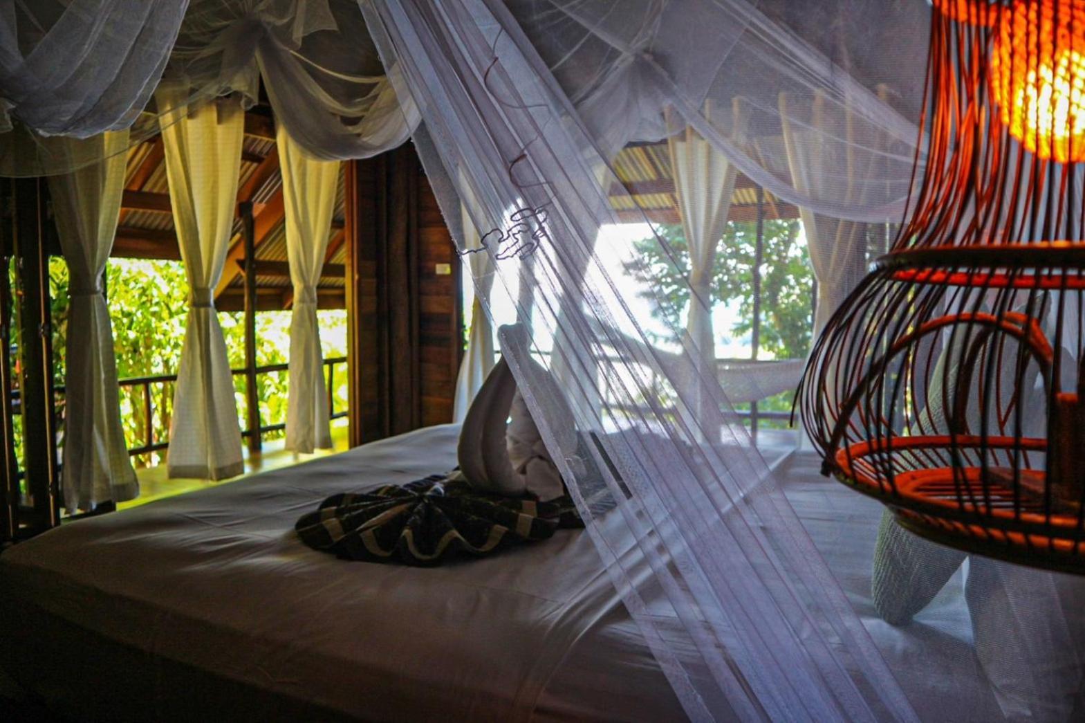 Hillhouse - Koh Yao Noi Bed and Breakfast Exteriör bild