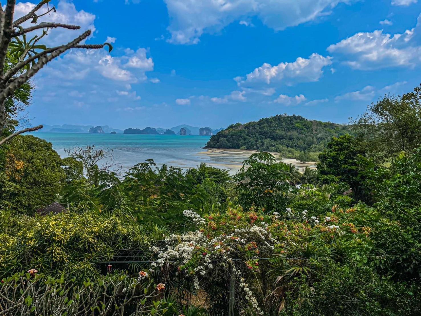 Hillhouse - Koh Yao Noi Bed and Breakfast Exteriör bild
